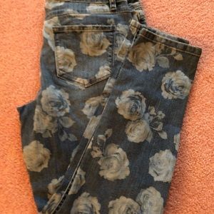 Lauren Conrad floral jeans 12